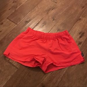 Patagonia Barely Baggies red/orange